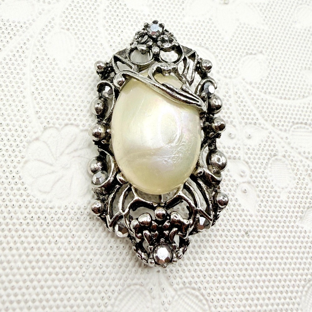 Vintage Big Silver Tone Ornate Oval Brooch w/ Faux Pearl Center & Faux Marcasite